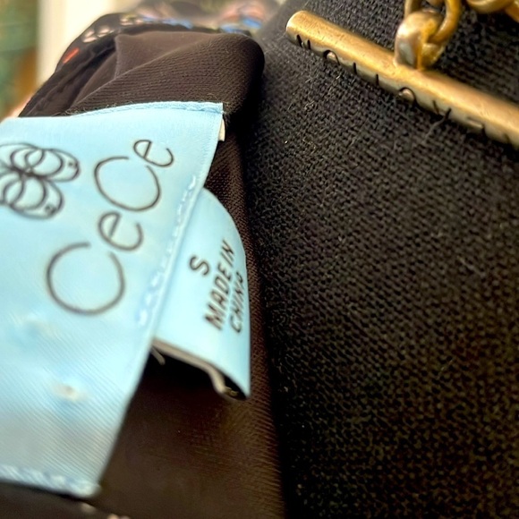 Ce Ce NWT Floral Bouquet Dress of Periwinkle Pink with flutter Sleeves SizeS - Picture 6 of 7